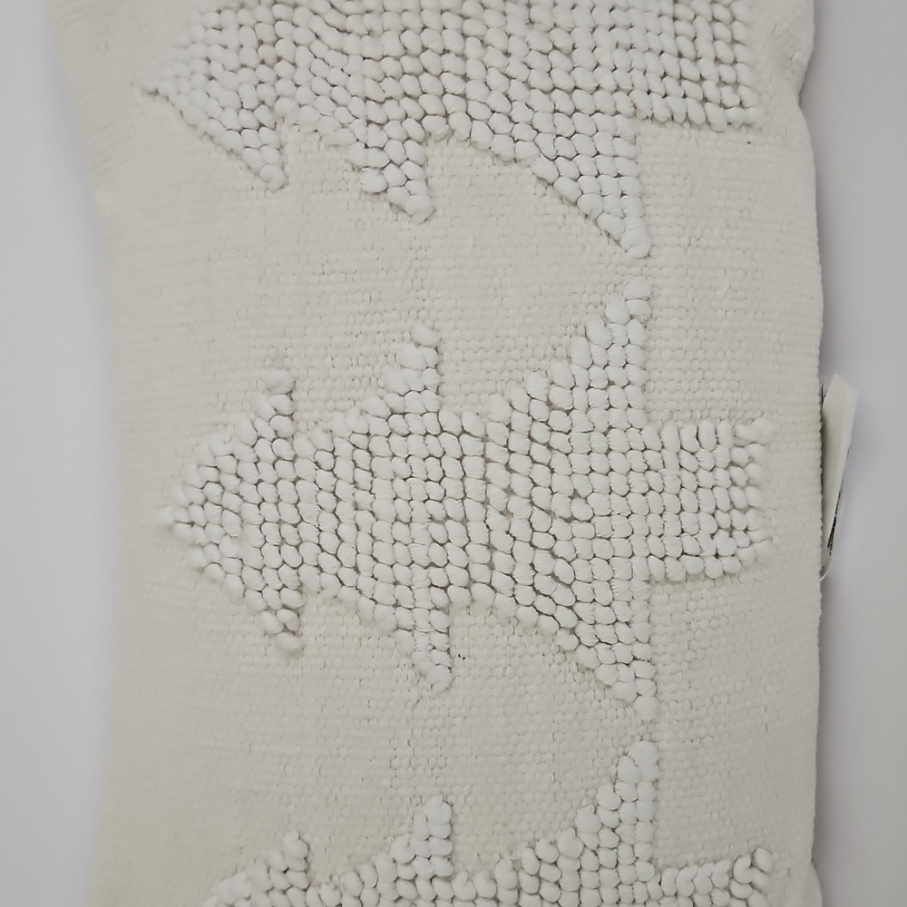NWT Cream Threshold Tree Pillow 14X20 - Picture 2 of 4